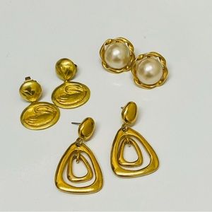 Vintage Gorgeous Gloria Vanderbilt Gold Tone Earrings